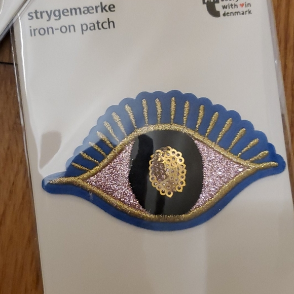 Lot of iron on patches - Picture 4 of 4